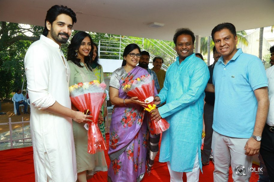 Ichata-Vaahanamulu-Nilupa-Raadhu-Movie-Opening